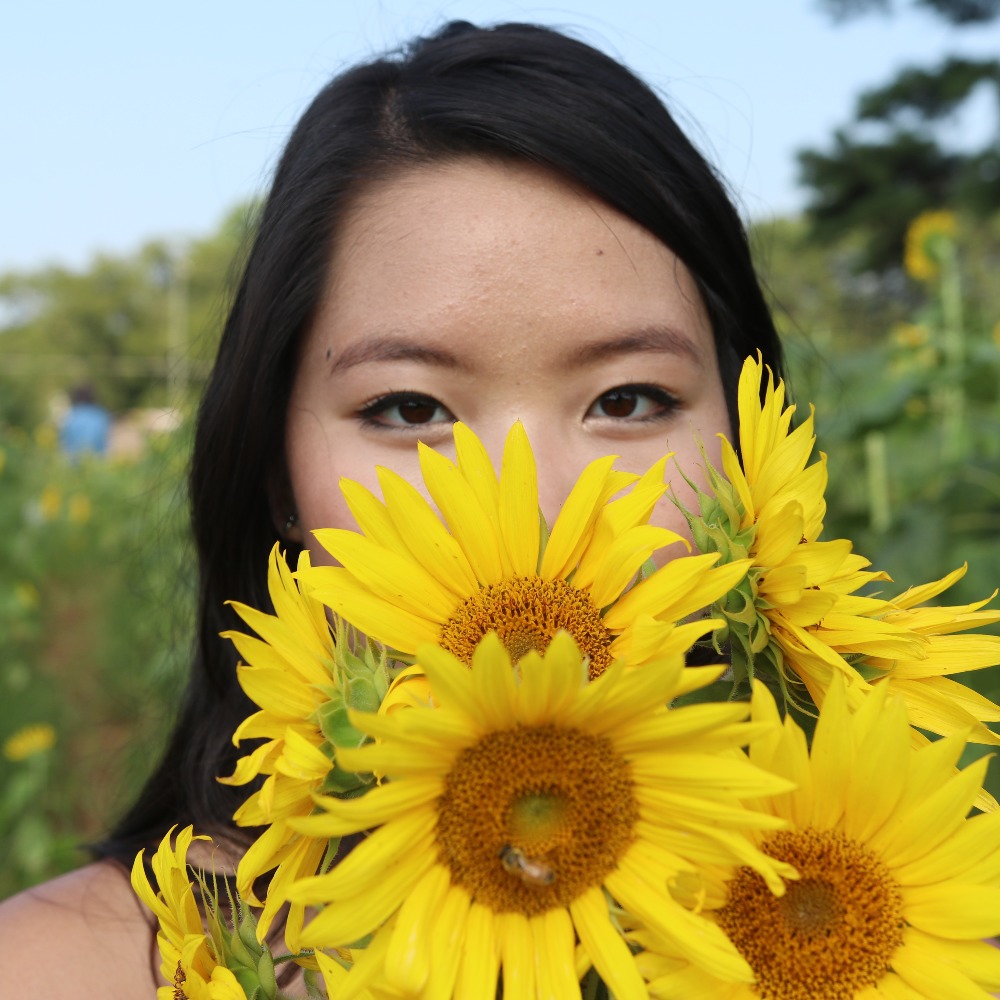 Meet your Posher, Alyson